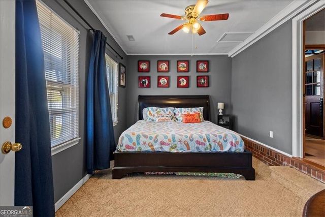 16 Windsor Way, Newnan, GA 30263