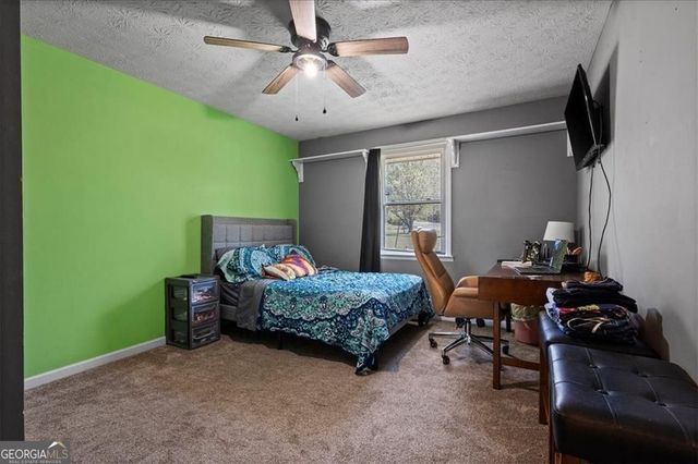 16 Windsor Way, Newnan, GA 30263