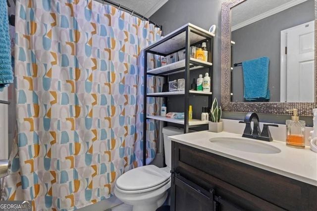 16 Windsor Way, Newnan, GA 30263