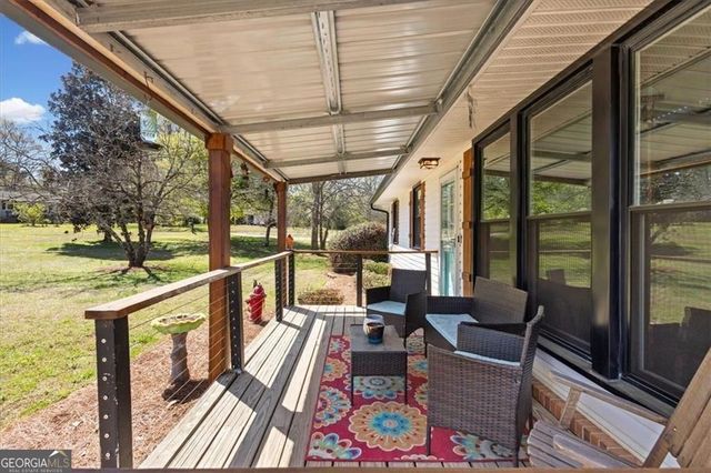 16 Windsor Way, Newnan, GA 30263