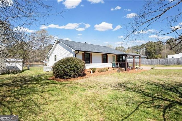 16 Windsor Way, Newnan, GA 30263