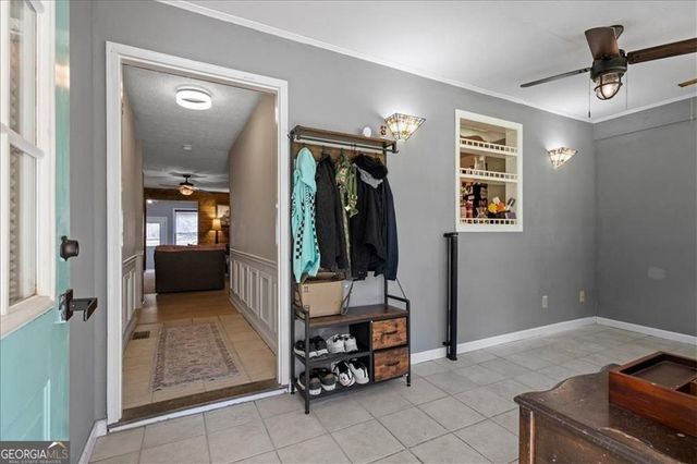 16 Windsor Way, Newnan, GA 30263