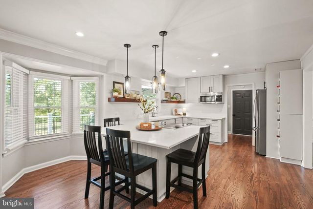 7729 PICCADILLY DR, Warrenton, VA 20186