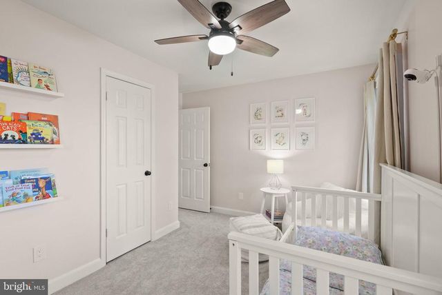 7729 PICCADILLY DR, Warrenton, VA 20186