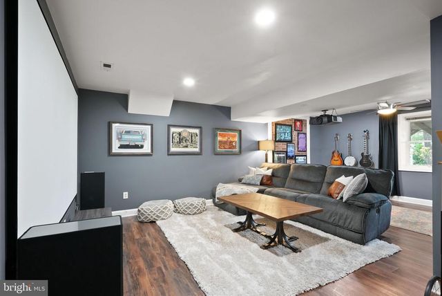 7729 PICCADILLY DR, Warrenton, VA 20186