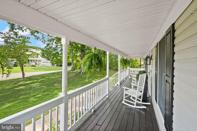 7729 PICCADILLY DR, Warrenton, VA 20186