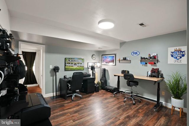7729 PICCADILLY DR, Warrenton, VA 20186