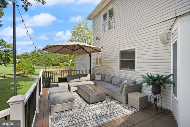 7729 PICCADILLY DR, Warrenton, VA 20186