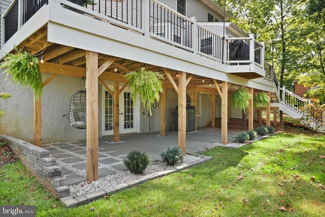 7729 PICCADILLY DR, Warrenton, VA 20186