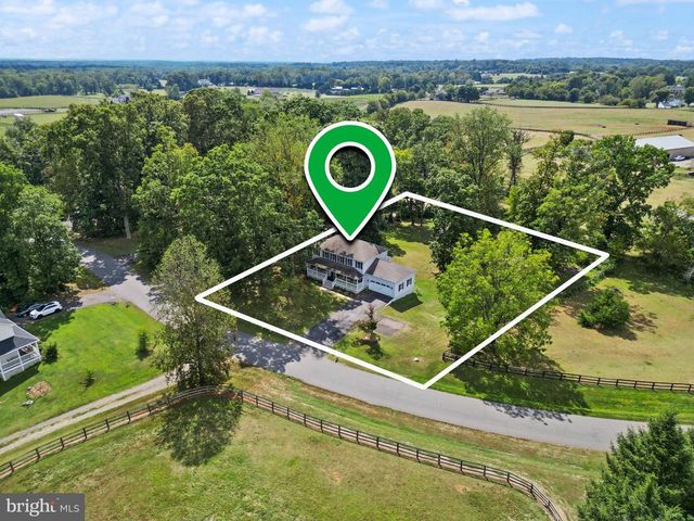 7729 PICCADILLY DR, Warrenton, VA 20186