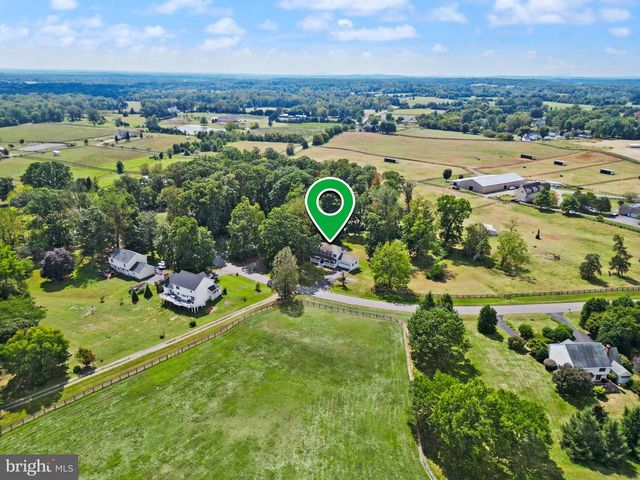 7729 PICCADILLY DR, Warrenton, VA 20186