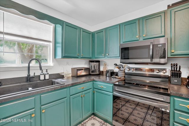 1943 HUNTERS TRACE Circle, Middleburg, FL 32068