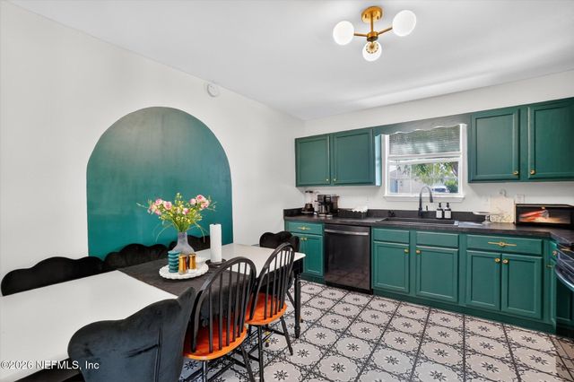 1943 HUNTERS TRACE Circle, Middleburg, FL 32068