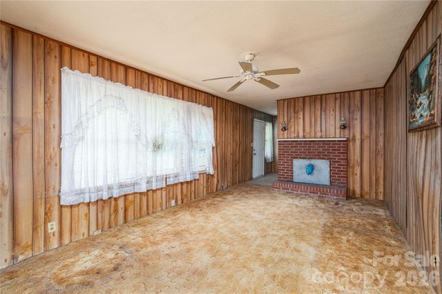 455 Huffman Road, Blacksburg, SC 29702