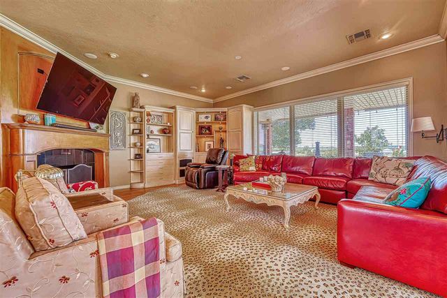 610 NE Flowermound Rd, Lawton, OK 73507