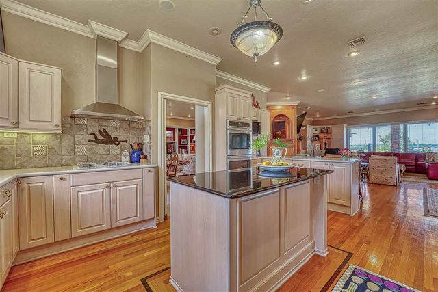 610 NE Flowermound Rd, Lawton, OK 73507