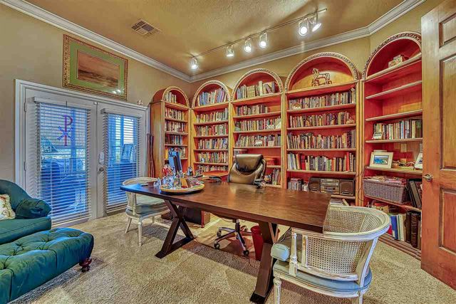 610 NE Flowermound Rd, Lawton, OK 73507