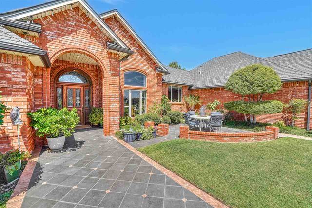 610 NE Flowermound Rd, Lawton, OK 73507