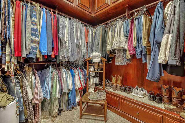 610 NE Flowermound Rd, Lawton, OK 73507