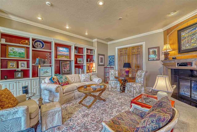 610 NE Flowermound Rd, Lawton, OK 73507