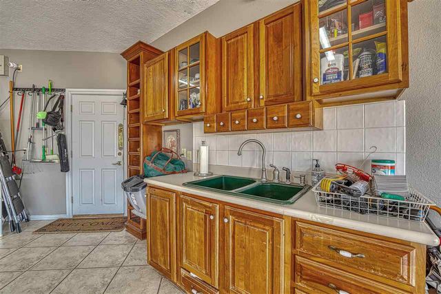 610 NE Flowermound Rd, Lawton, OK 73507