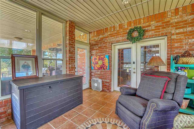 610 NE Flowermound Rd, Lawton, OK 73507