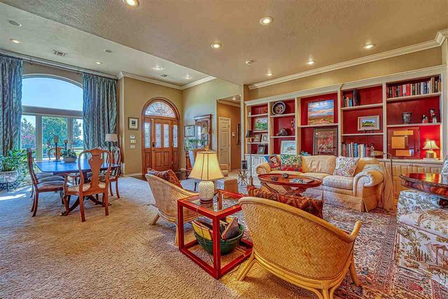 610 NE Flowermound Rd, Lawton, OK 73507