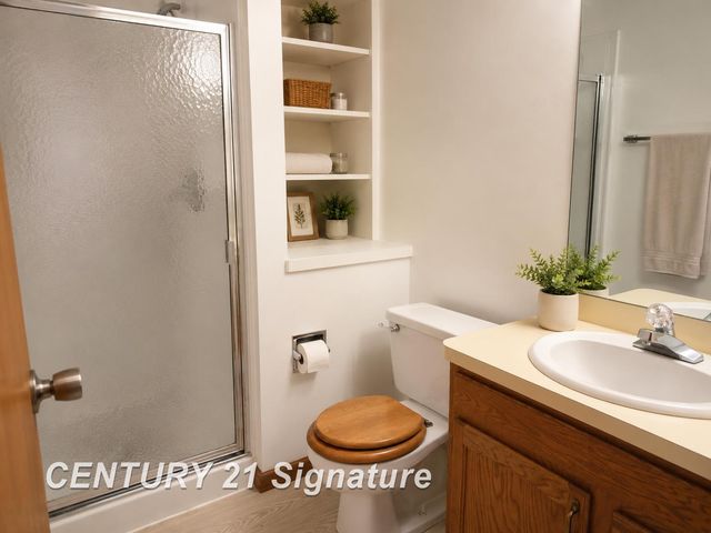 1521 Pheasant Ridge Drive, Midland, MI 48640