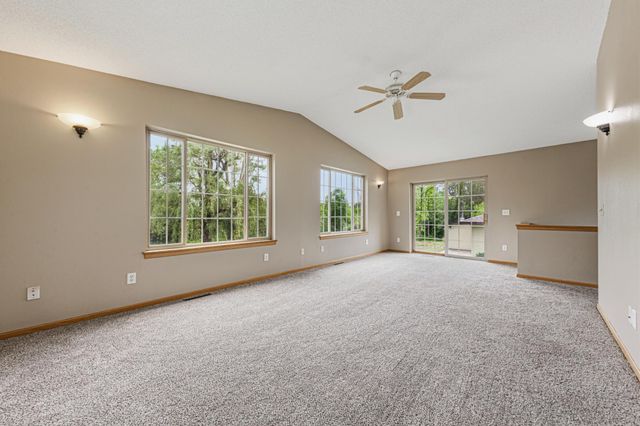 913 Western Avenue NW, Faribault, MN 55021