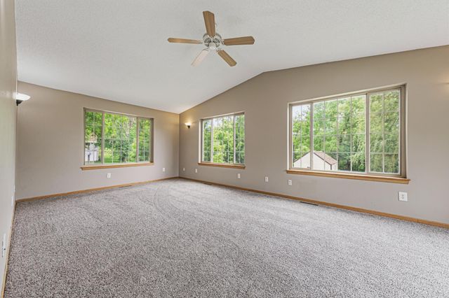 913 Western Avenue NW, Faribault, MN 55021