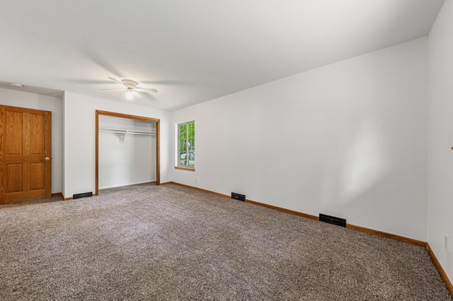 913 Western Avenue NW, Faribault, MN 55021