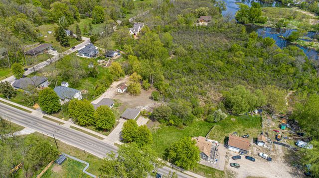 913 Western Avenue NW, Faribault, MN 55021