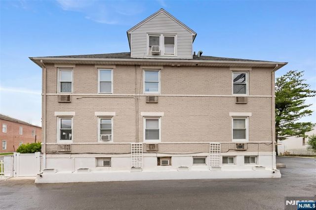 22 Quackenbush Avenue, Dumont, NJ 07628