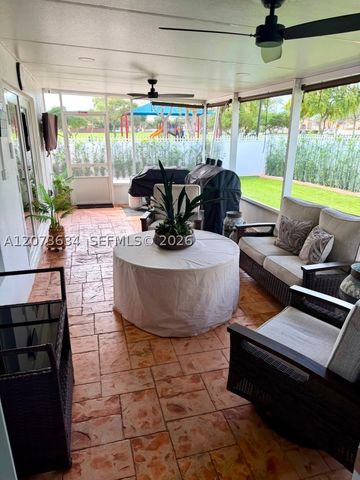23706 SW 108th Pl, Homestead, FL 33032