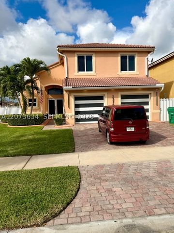 23706 SW 108th Pl, Homestead, FL 33032