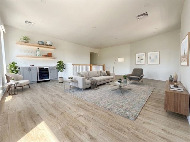 500 Talbot Ave 403, Boston, MA 02124