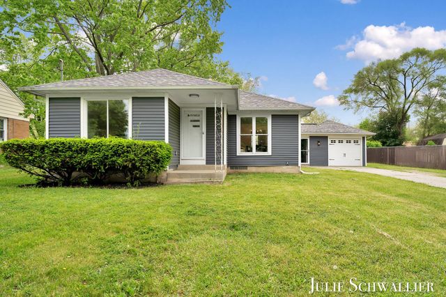 4300 Fuller Avenue SE, Grand Rapids, MI 49508