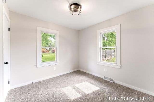 4300 Fuller Avenue SE, Grand Rapids, MI 49508