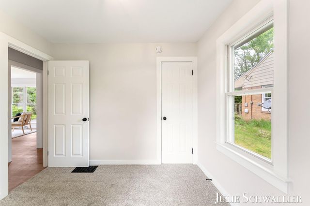4300 Fuller Avenue SE, Grand Rapids, MI 49508