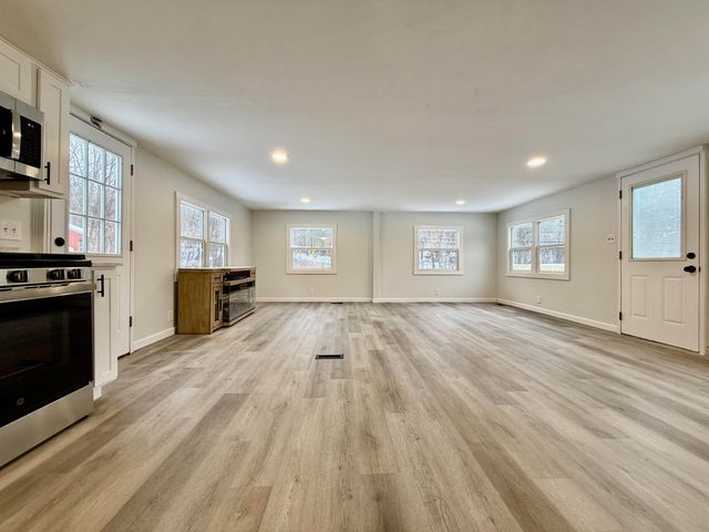 201 Parade Road, Meredith, NH 03253