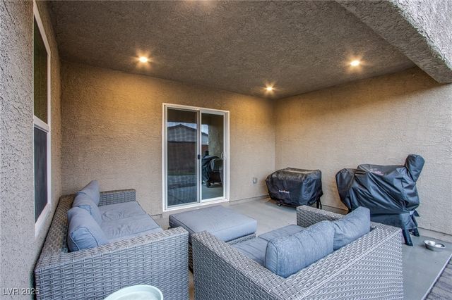 376 Desoto Falls Street, Indian Springs, NV 89018