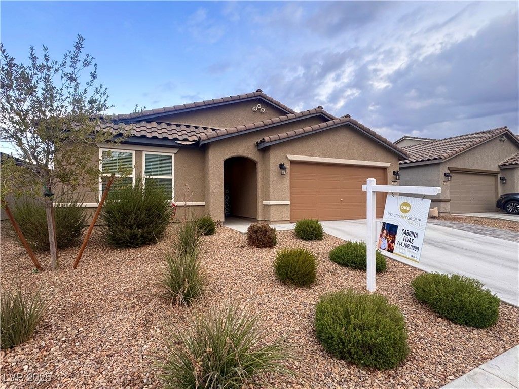 376 Desoto Falls Street, Indian Springs, NV 89018