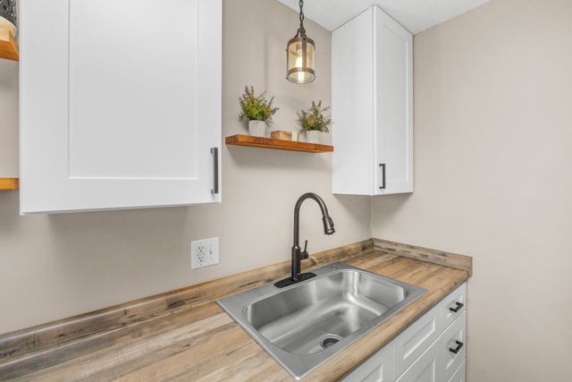 276 White Bridge Pike Apt 93, Nashville, TN 37209