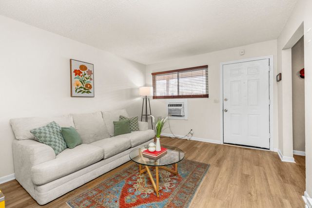 276 White Bridge Pike Apt 93, Nashville, TN 37209