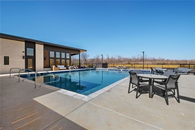 3319 SE MP Parkway 202, Bentonville, AR 72712