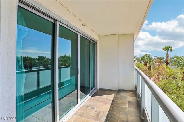 322 Karen Avenue 206, Las Vegas, NV 89109