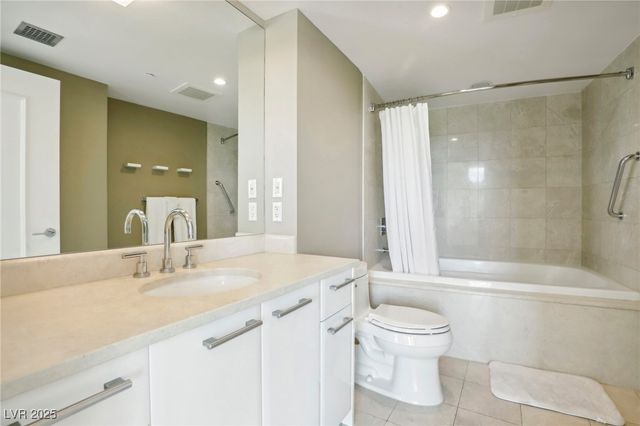 322 Karen Avenue 206, Las Vegas, NV 89109