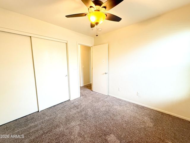 8198 W Groom Creek Road, Phoenix, AZ 85043