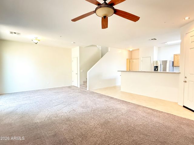 8198 W Groom Creek Road, Phoenix, AZ 85043