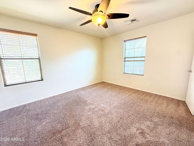 8198 W Groom Creek Road, Phoenix, AZ 85043